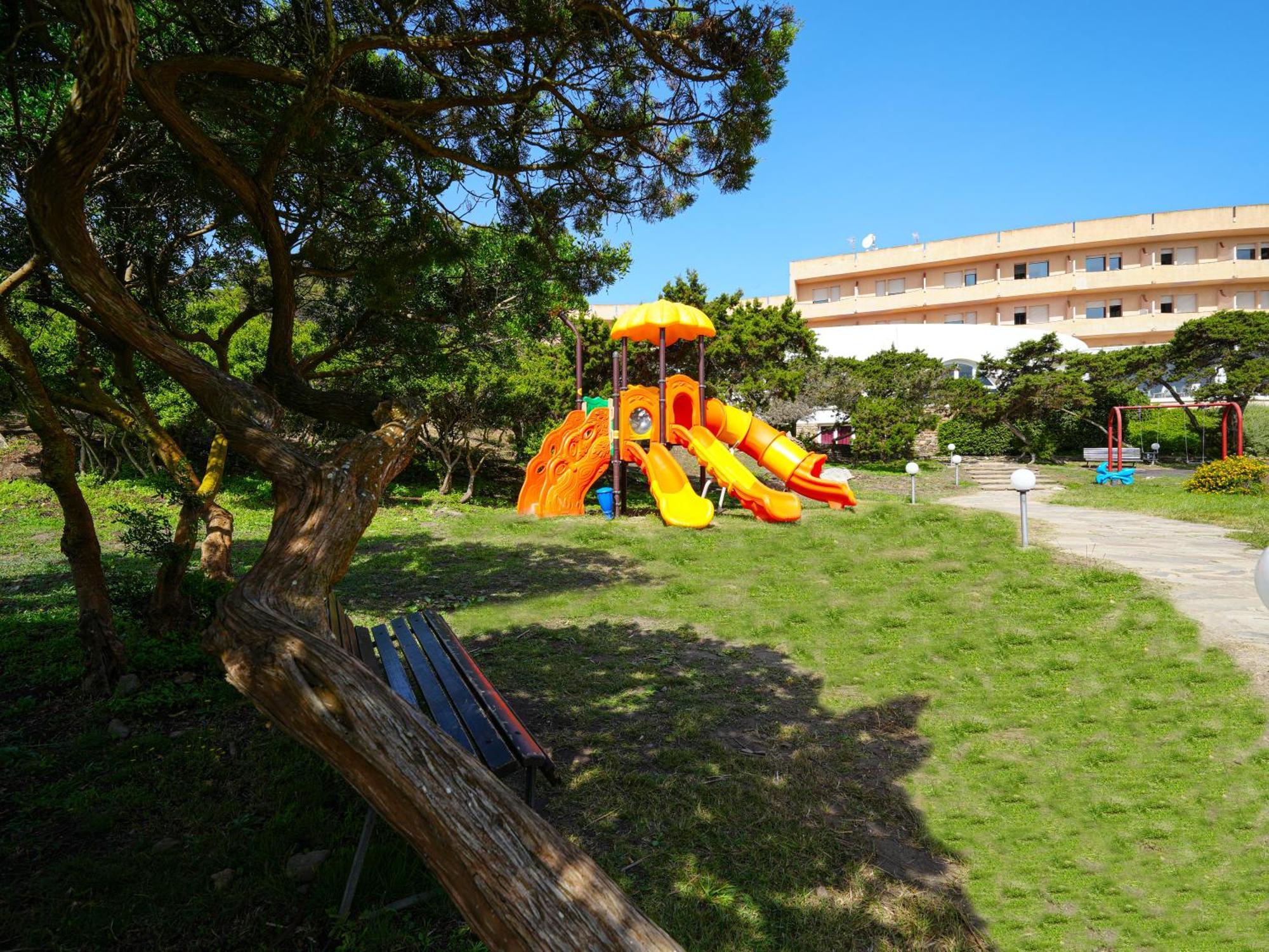 Club Esse Roccaruja Hotel Stintino Exterior photo